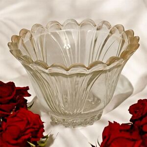 KIG Indonesia Small Clear Glass Bowl Dish Scalloped Rim Vintage Decorative